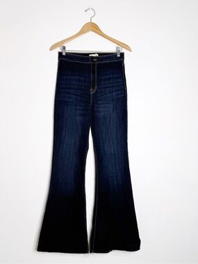 Cello High Rise Flare Jeans Dark Wash Size 11 / 30 NWT
